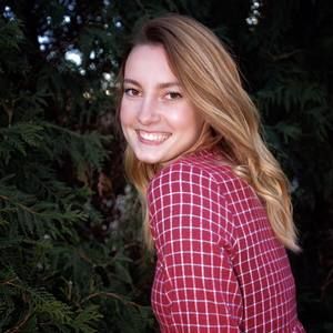 Meet your Posher, Hannah